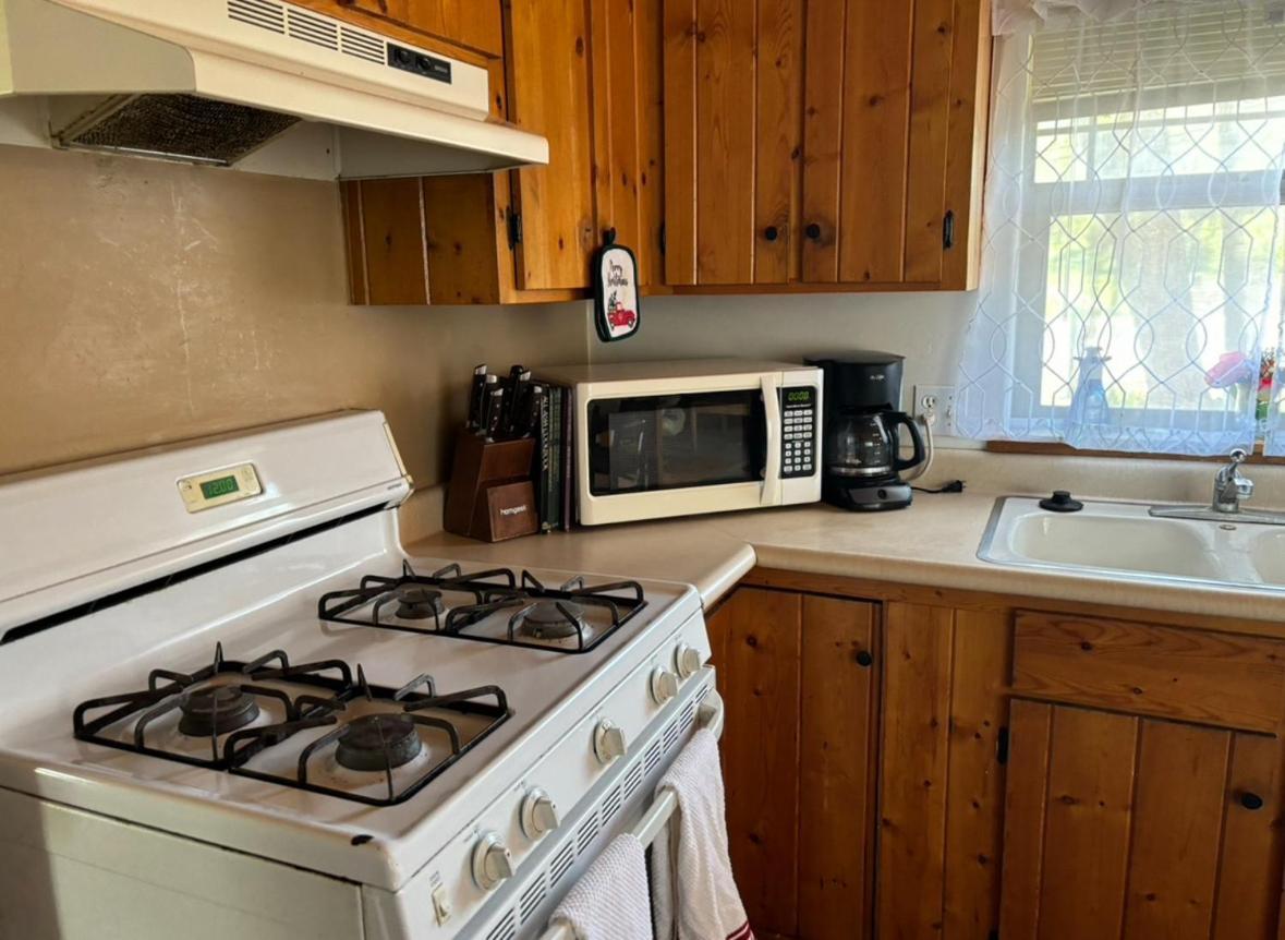 Sequoia River Front Cabins Три-Риверс Экстерьер фото